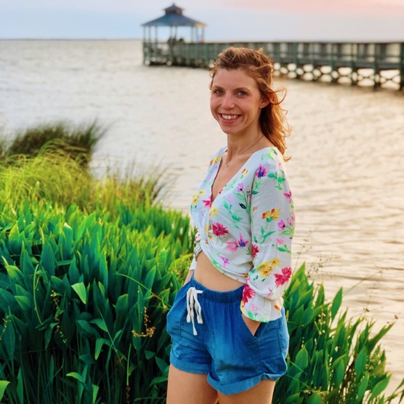 Meet the Posher - Picture 2 of 7